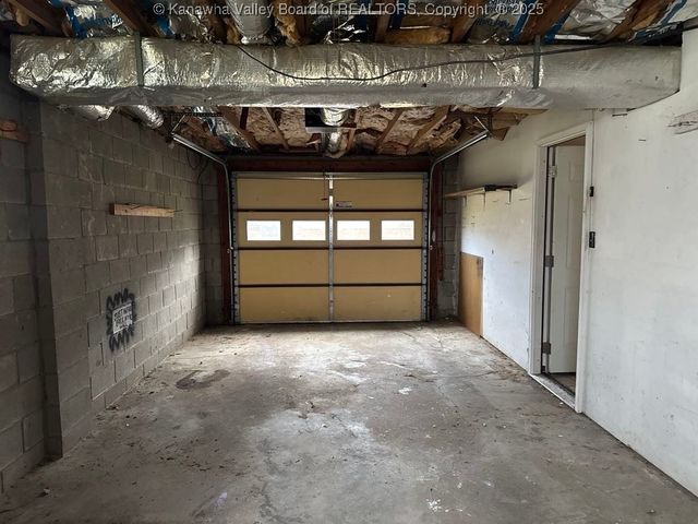 106 Pinehurst Drive, Tornado, WV 25202