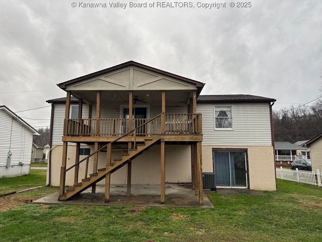 106 Pinehurst Drive, Tornado, WV 25202