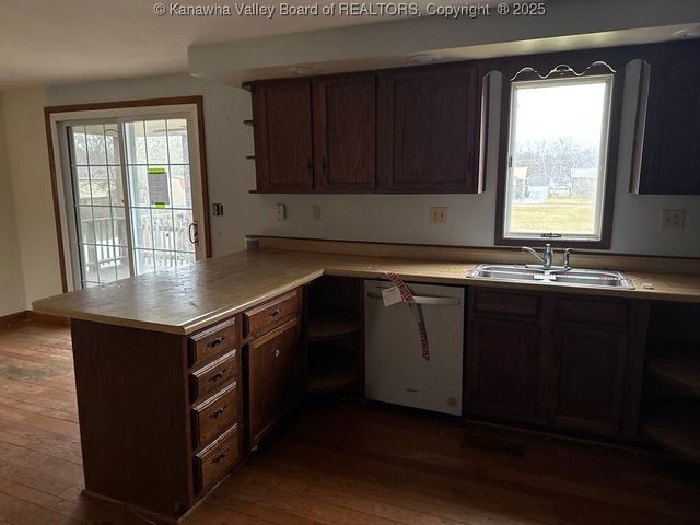 106 Pinehurst Drive, Tornado, WV 25202