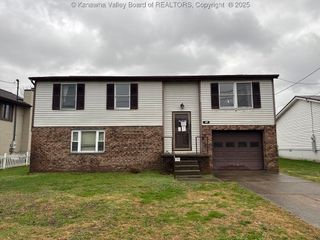 106 Pinehurst Drive, Tornado, WV 25202