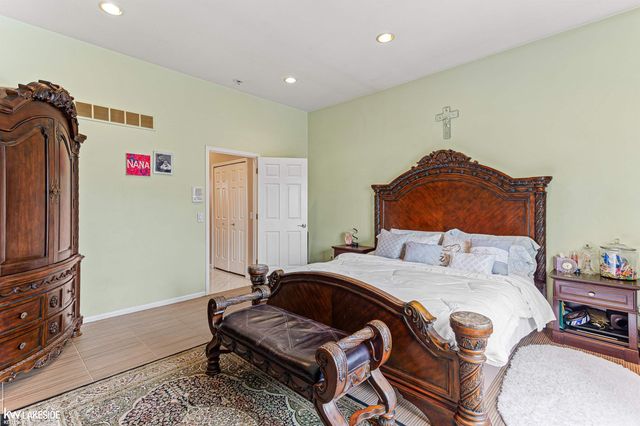 51077 Ace Drive, Macomb Twp, MI 48042