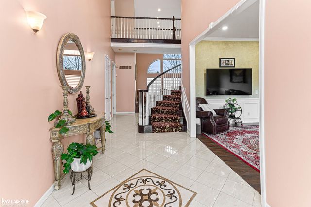 51077 Ace Drive, Macomb Twp, MI 48042