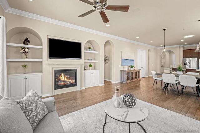 7114 Sitio Destino, Carlsbad, CA 92009