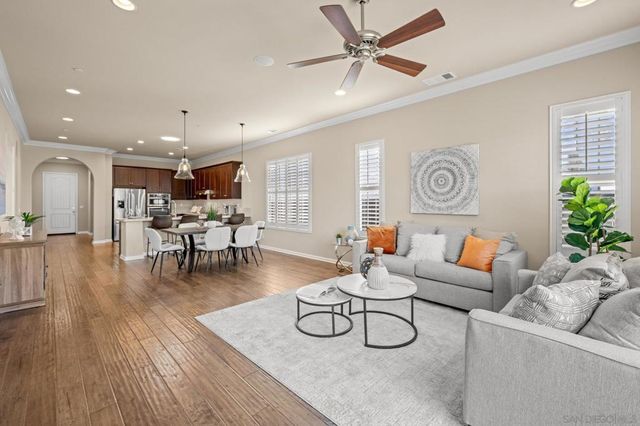 7114 Sitio Destino, Carlsbad, CA 92009