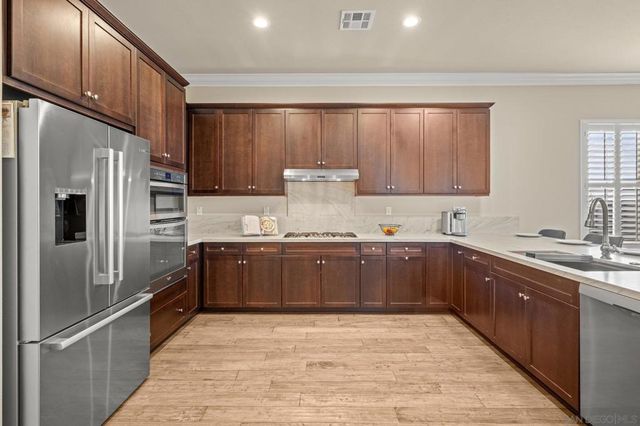 7114 Sitio Destino, Carlsbad, CA 92009