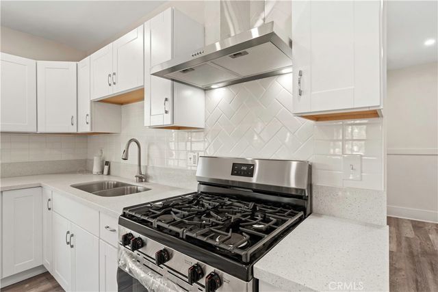 1015 Oregon, Bakersfield, CA 93305