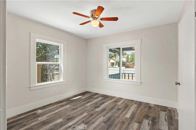1015 Oregon, Bakersfield, CA 93305