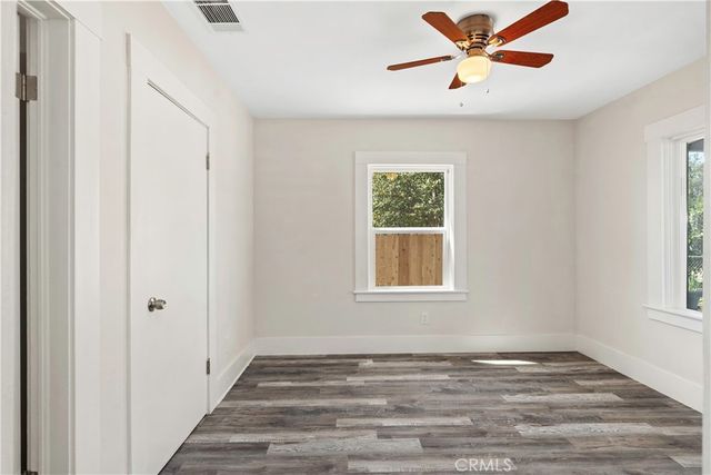 1015 Oregon, Bakersfield, CA 93305