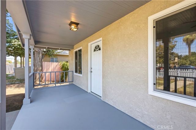 1015 Oregon, Bakersfield, CA 93305