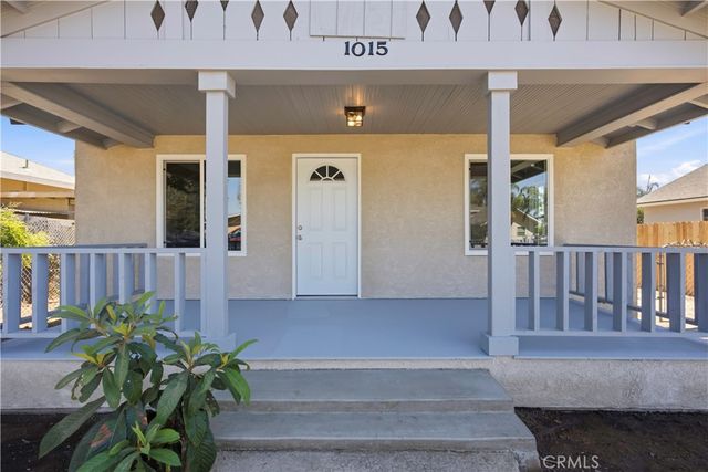 1015 Oregon, Bakersfield, CA 93305
