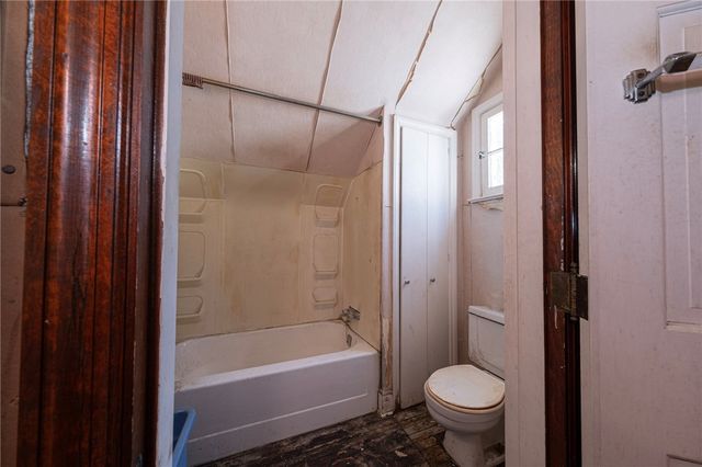 160 Maus Drive, North Huntingdon, PA 15642