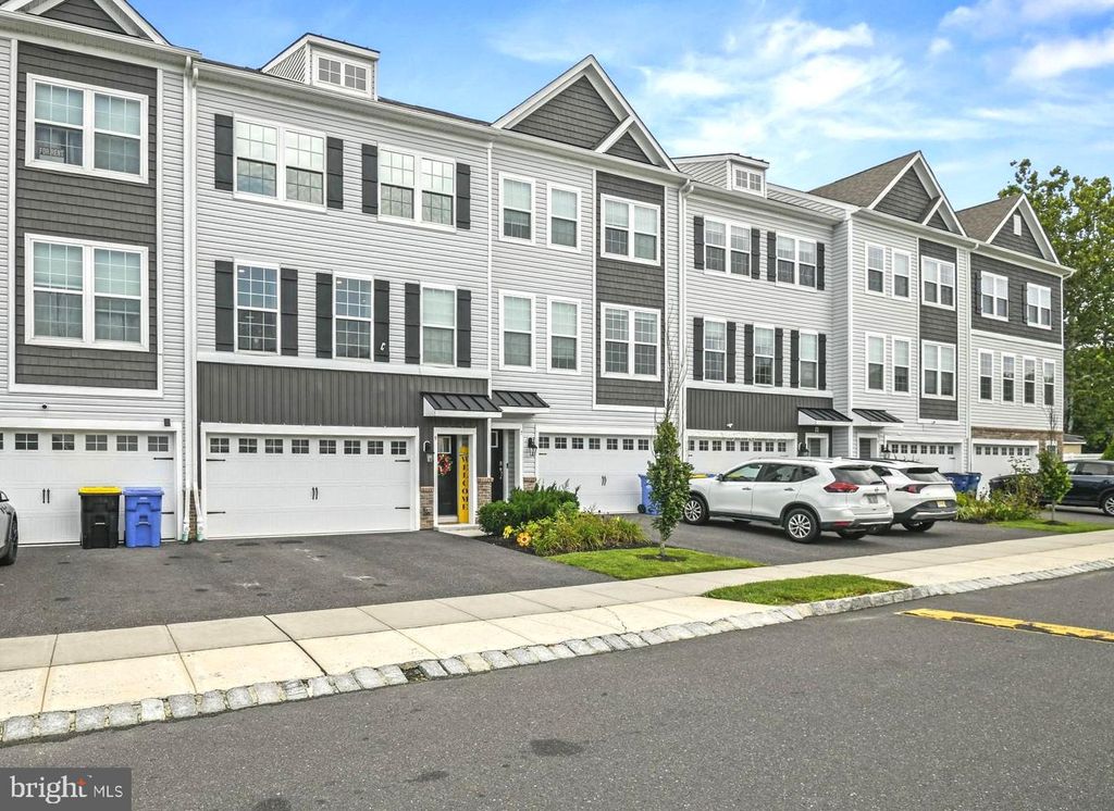 9 AUTUMN PARK BLVD, MEDFORD, NJ 08055 — photo 2