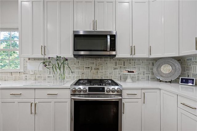 2672 Catawba Drive NW, Kennesaw, GA 30152