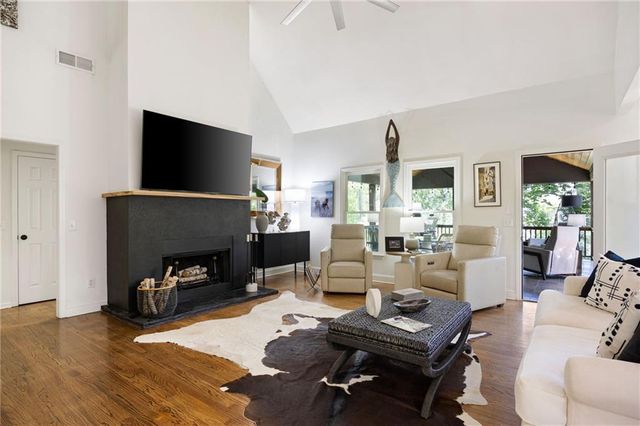 2672 Catawba Drive NW, Kennesaw, GA 30152