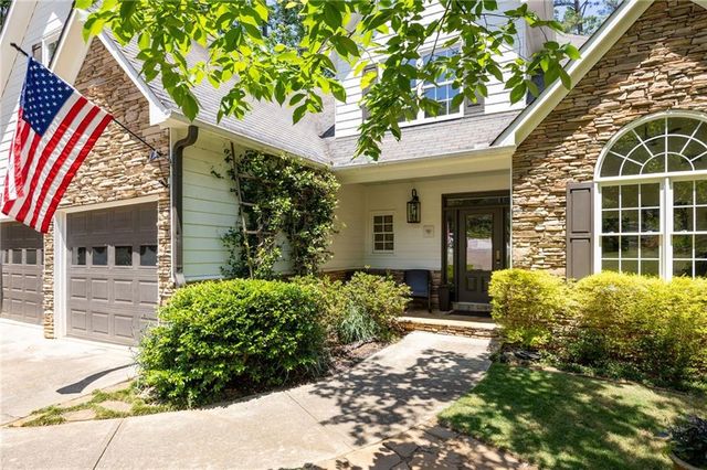 2672 Catawba Drive NW, Kennesaw, GA 30152