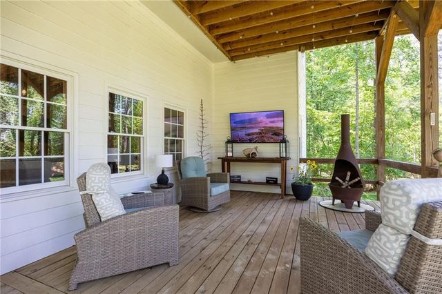 2672 Catawba Drive NW, Kennesaw, GA 30152