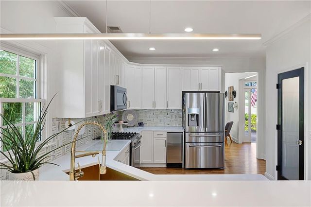 2672 Catawba Drive NW, Kennesaw, GA 30152