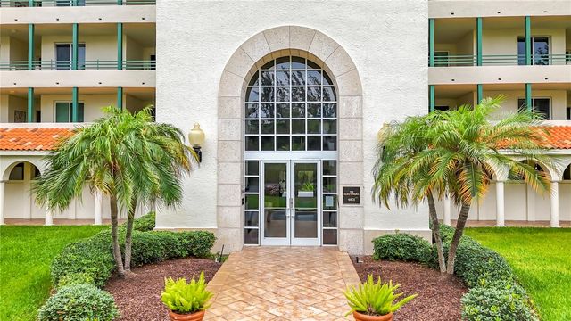 4801 OSPREY DRIVE S 103, St Petersburg, FL 33711