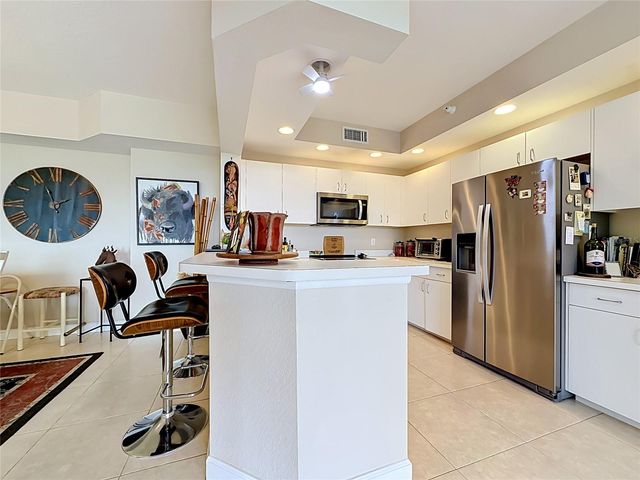 4801 OSPREY DRIVE S 103, St Petersburg, FL 33711