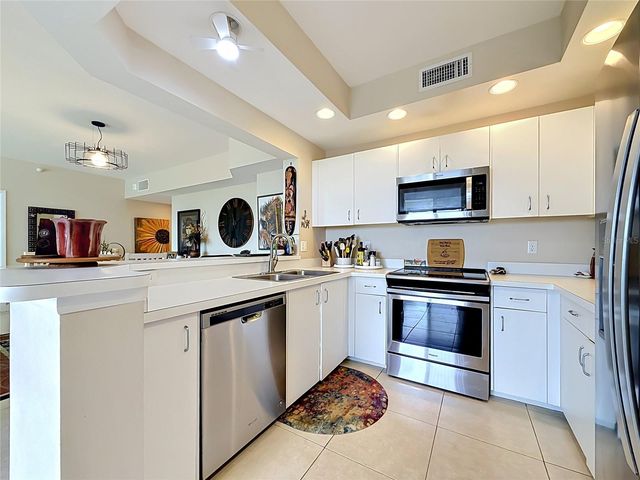 4801 OSPREY DRIVE S 103, St Petersburg, FL 33711