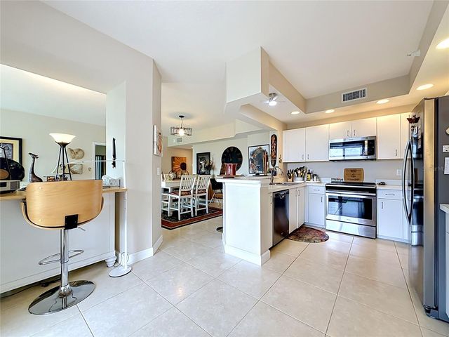 4801 OSPREY DRIVE S 103, St Petersburg, FL 33711