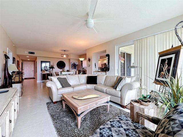 4801 OSPREY DRIVE S 103, St Petersburg, FL 33711