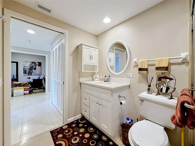 4801 OSPREY DRIVE S 103, St Petersburg, FL 33711