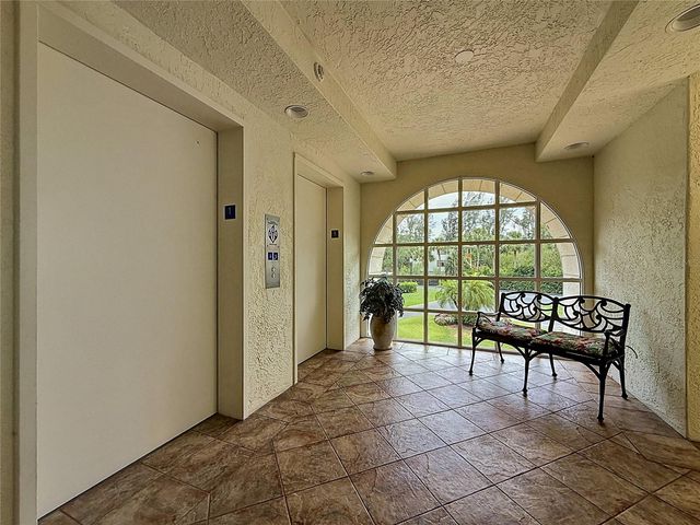 4801 OSPREY DRIVE S 103, St Petersburg, FL 33711