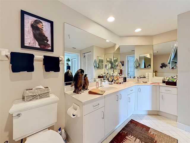 4801 OSPREY DRIVE S 103, St Petersburg, FL 33711