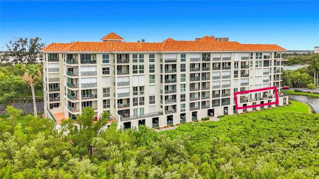 4801 OSPREY DRIVE S 103, St Petersburg, FL 33711