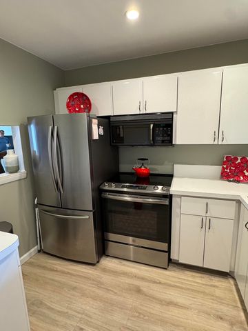 650 Snug Harbor Drive G407, Boynton Beach, FL 33435