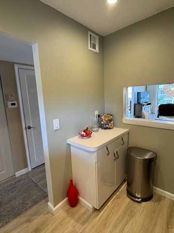 650 Snug Harbor Drive G407, Boynton Beach, FL 33435