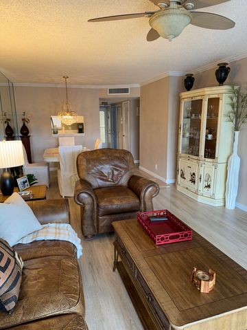 650 Snug Harbor Drive G407, Boynton Beach, FL 33435