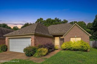 7201 Lucia Lane, Walls, MS 38680