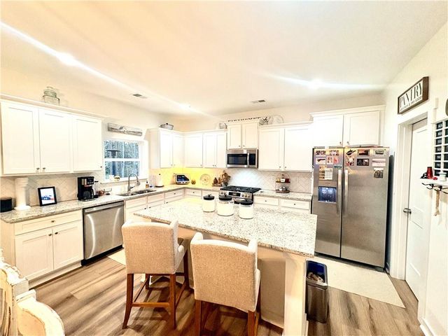 81 Boulder Drive, Toccoa, GA 30577