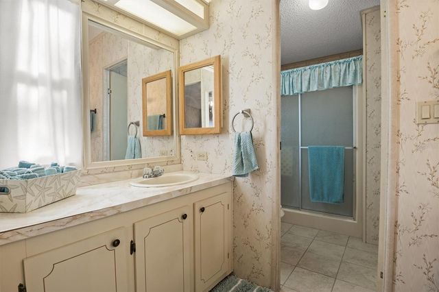 6617 WESTCHESTER DRIVE NE, Winter Haven, FL 33881