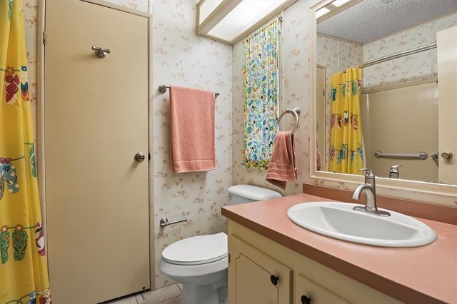 6617 WESTCHESTER DRIVE NE, Winter Haven, FL 33881