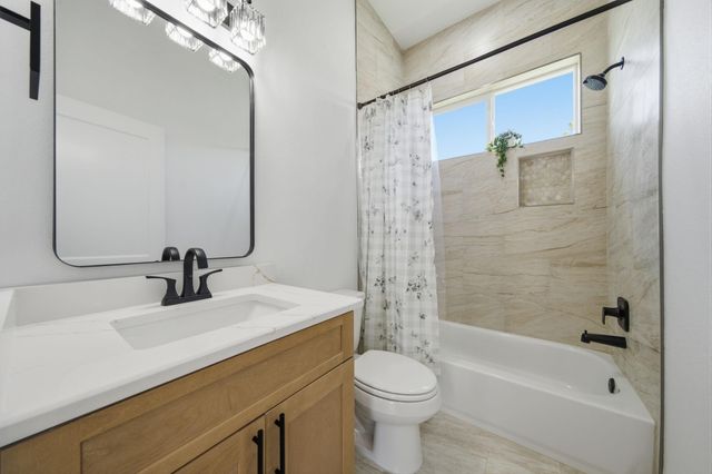 8904 Knoll Leaf Drive, Houston, TX 77080