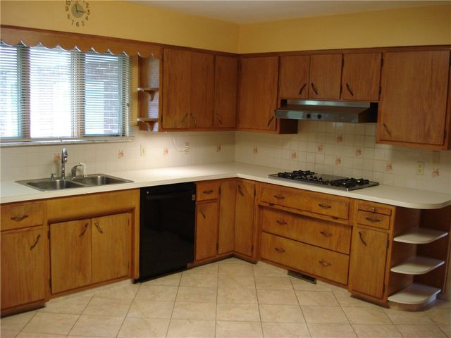 16 Winter Road, Union Twp, PA 16101