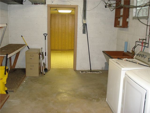 16 Winter Road, Union Twp, PA 16101