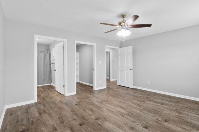 284 Walker RD, Higginson, AR 72068