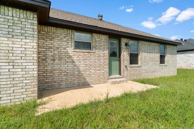 284 Walker RD, Higginson, AR 72068