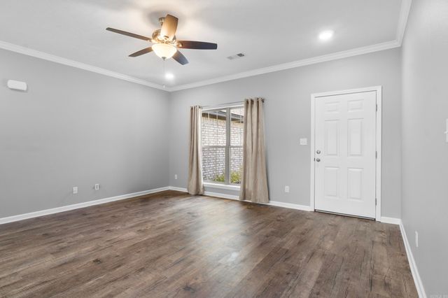 284 Walker RD, Higginson, AR 72068