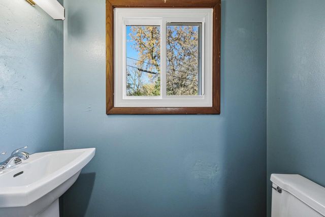 1334 W Paradise COURT, Glendale, WI 53209