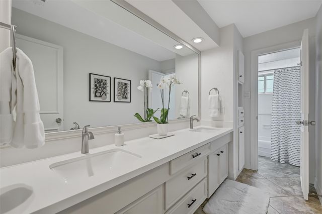 1208 Tall Pines Drive, Friendswood, TX 77546
