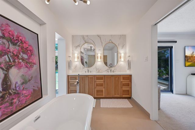1208 Tall Pines Drive, Friendswood, TX 77546