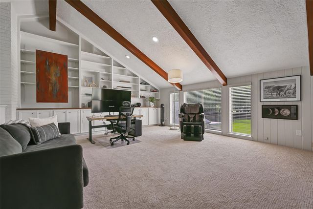 1208 Tall Pines Drive, Friendswood, TX 77546