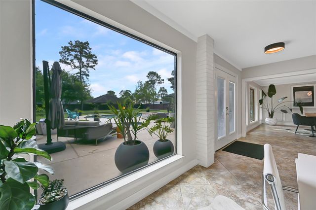 1208 Tall Pines Drive, Friendswood, TX 77546