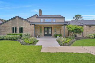 1208 Tall Pines Drive, Friendswood, TX 77546