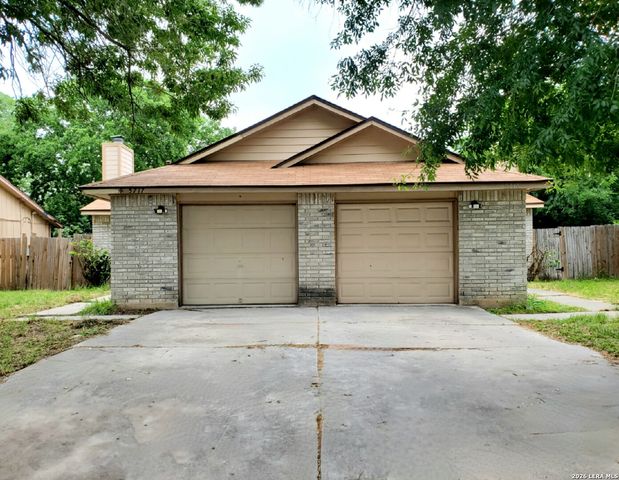 5717 LOCHMOOR, San Antonio, TX 78244